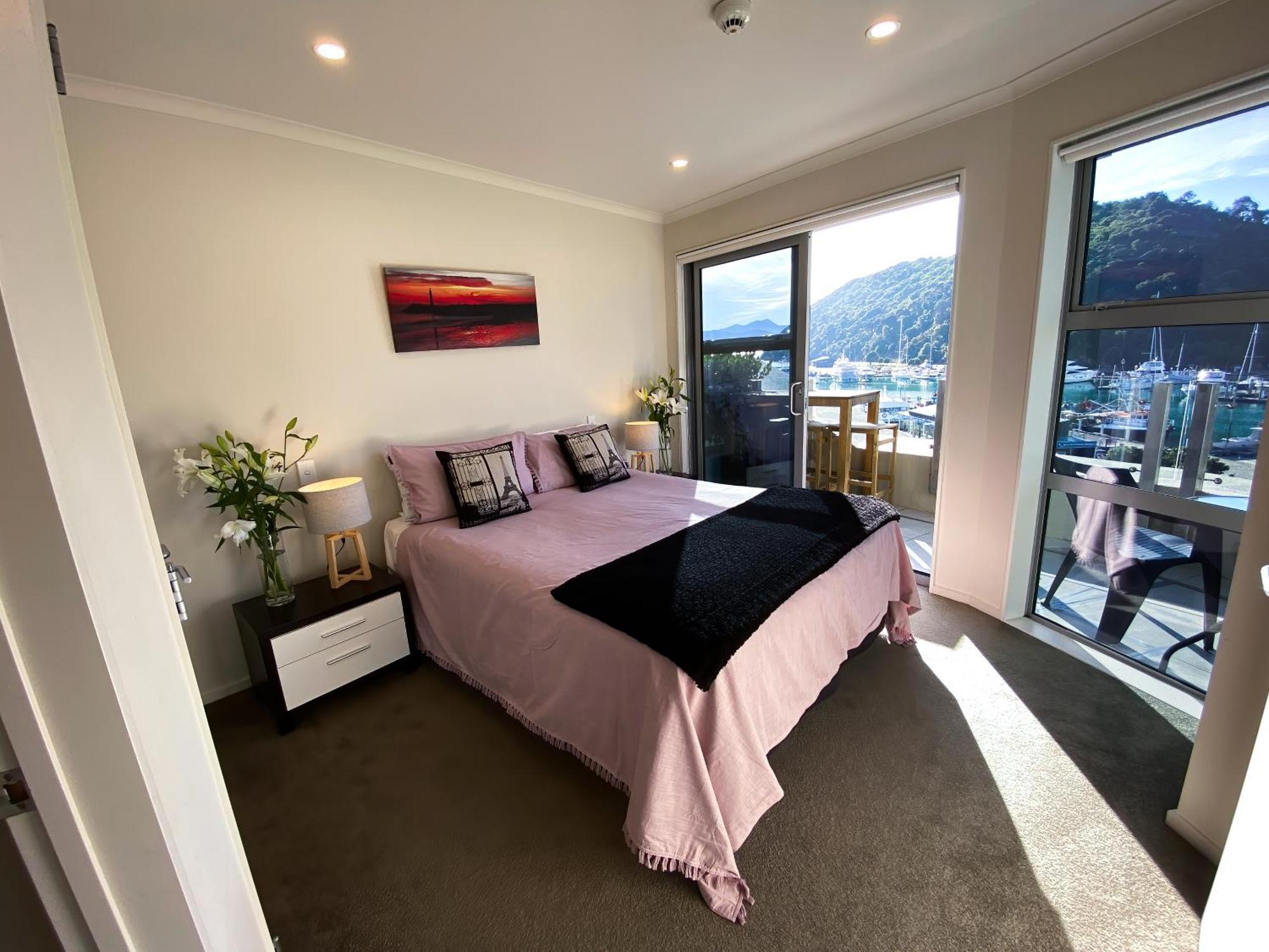 Picton Waterfront Apartments Rom bilde